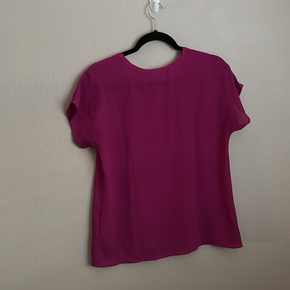 Soprano Fuchsia Short Sleeve Top size small - Picture 3 of 6